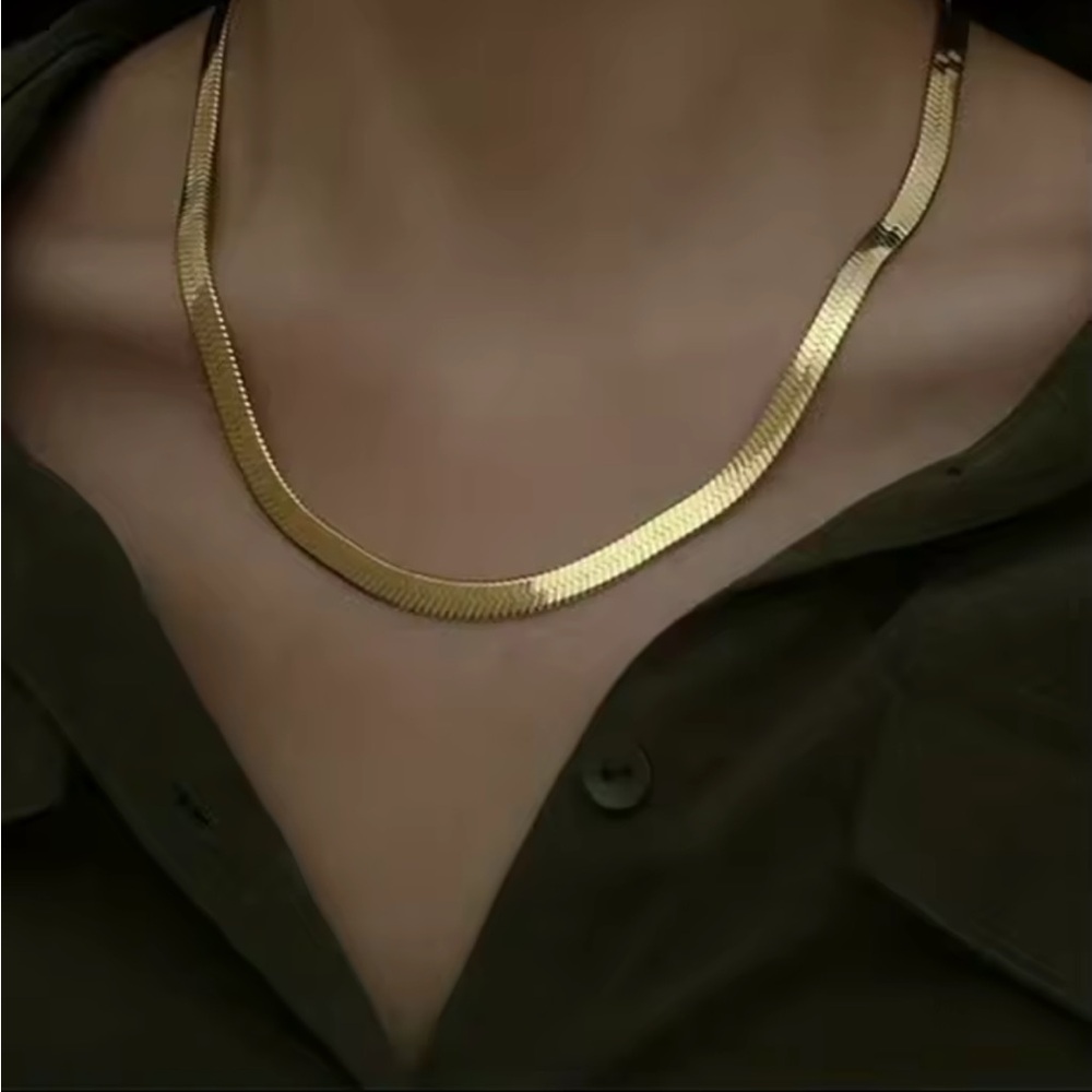 14 Karats gold filled herringbone